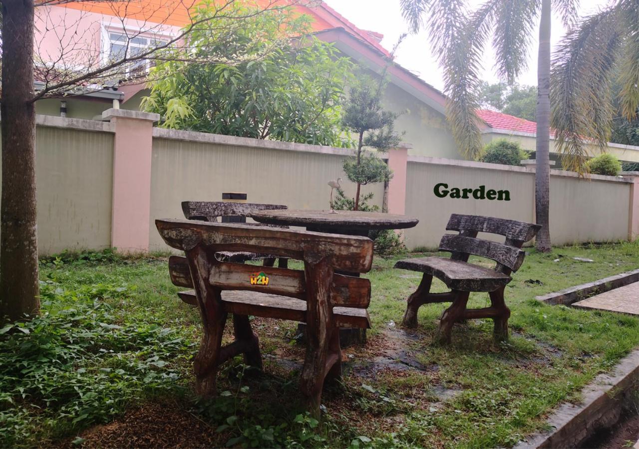 H2H - Cy Botani Vacation House Ipoh Ngoại thất bức ảnh